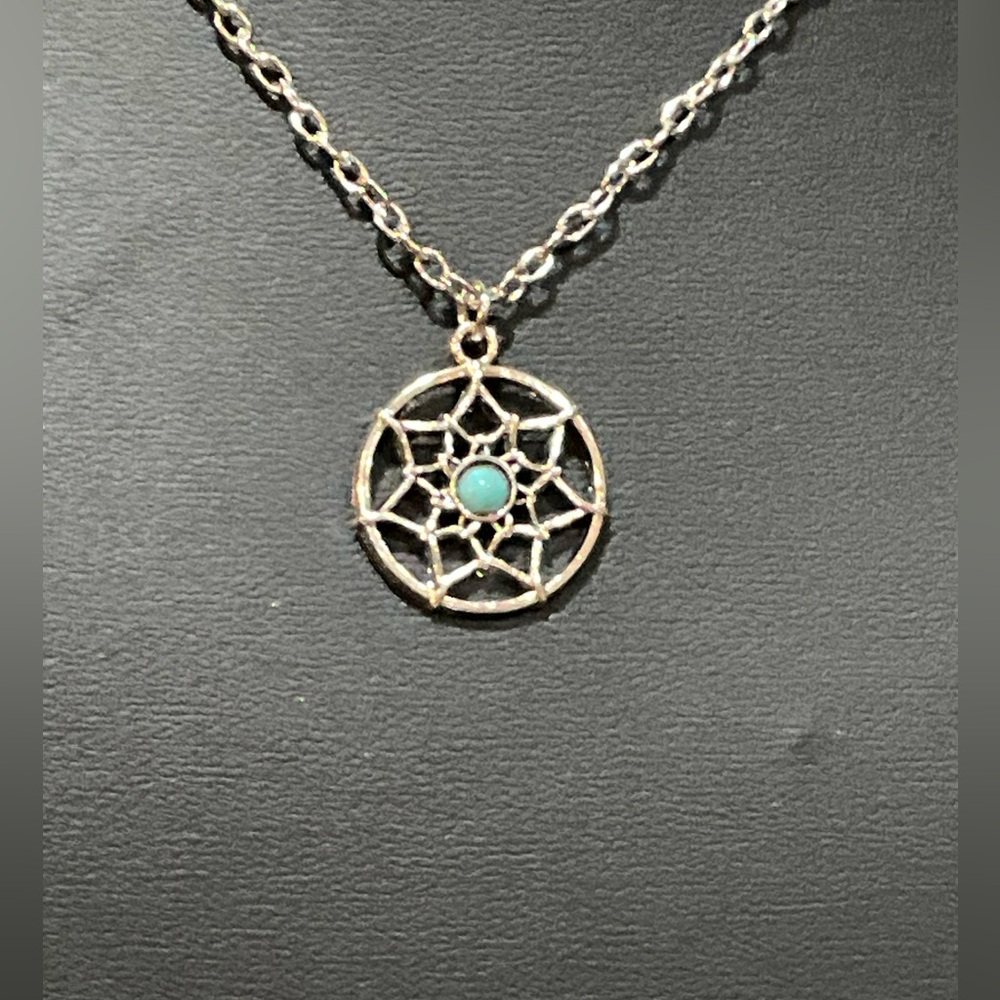 Silver dreamcatcher necklace and earring set - Picture 3 of 7